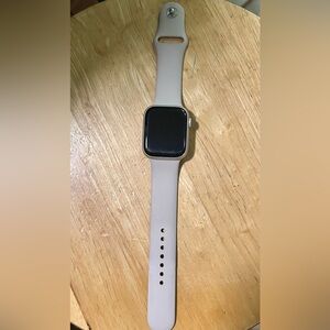 APPLE WATCH SERIES 8